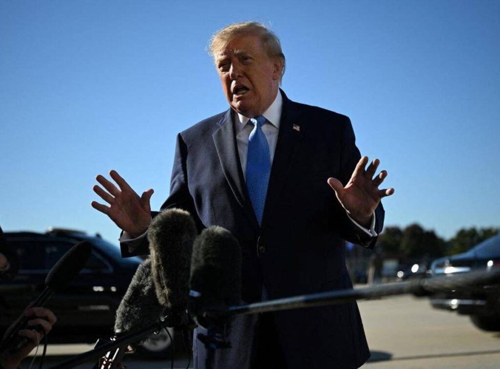 Trump, l’ultima idea: “Ricompensa di 1 milione a chi denuncia frodi alle elezioni”